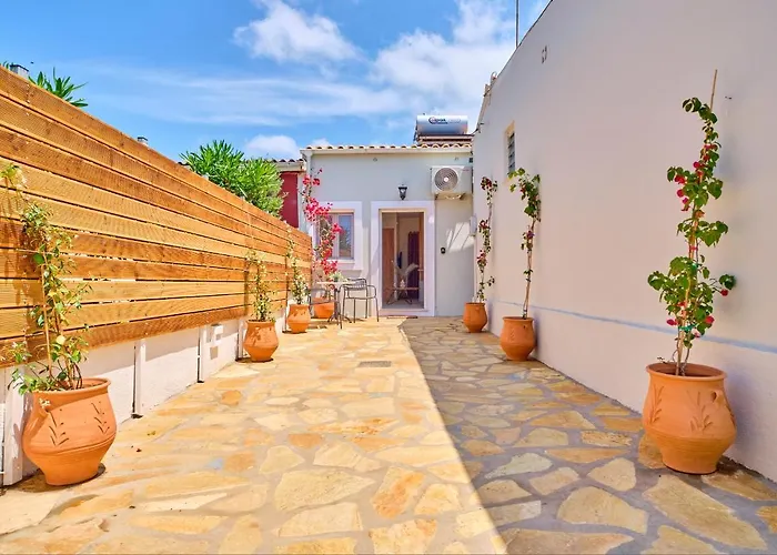 Дом отдыха Limosa House Corfu *